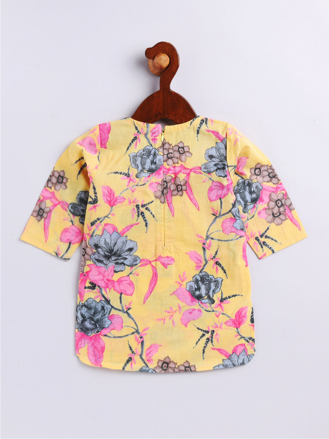 VASTRAMAY Girls' Yellow Kurta And Patiala Set - qivii