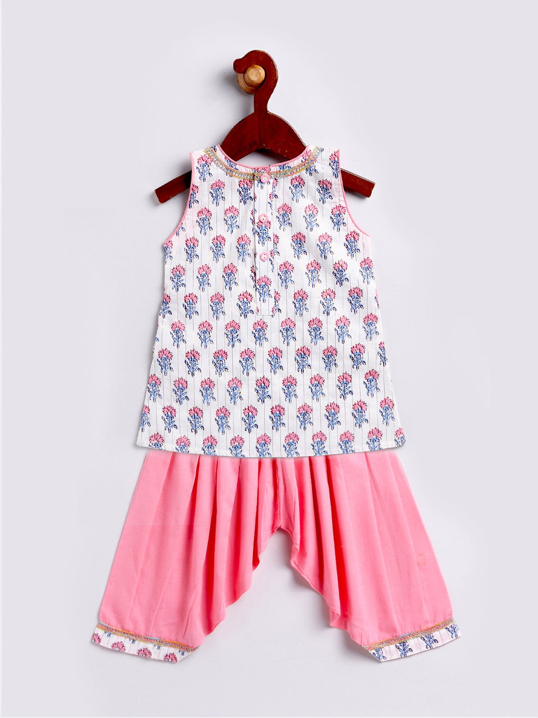 VASTRAMAY Girls' Multi Color Kurta And Patiala Set - qivii