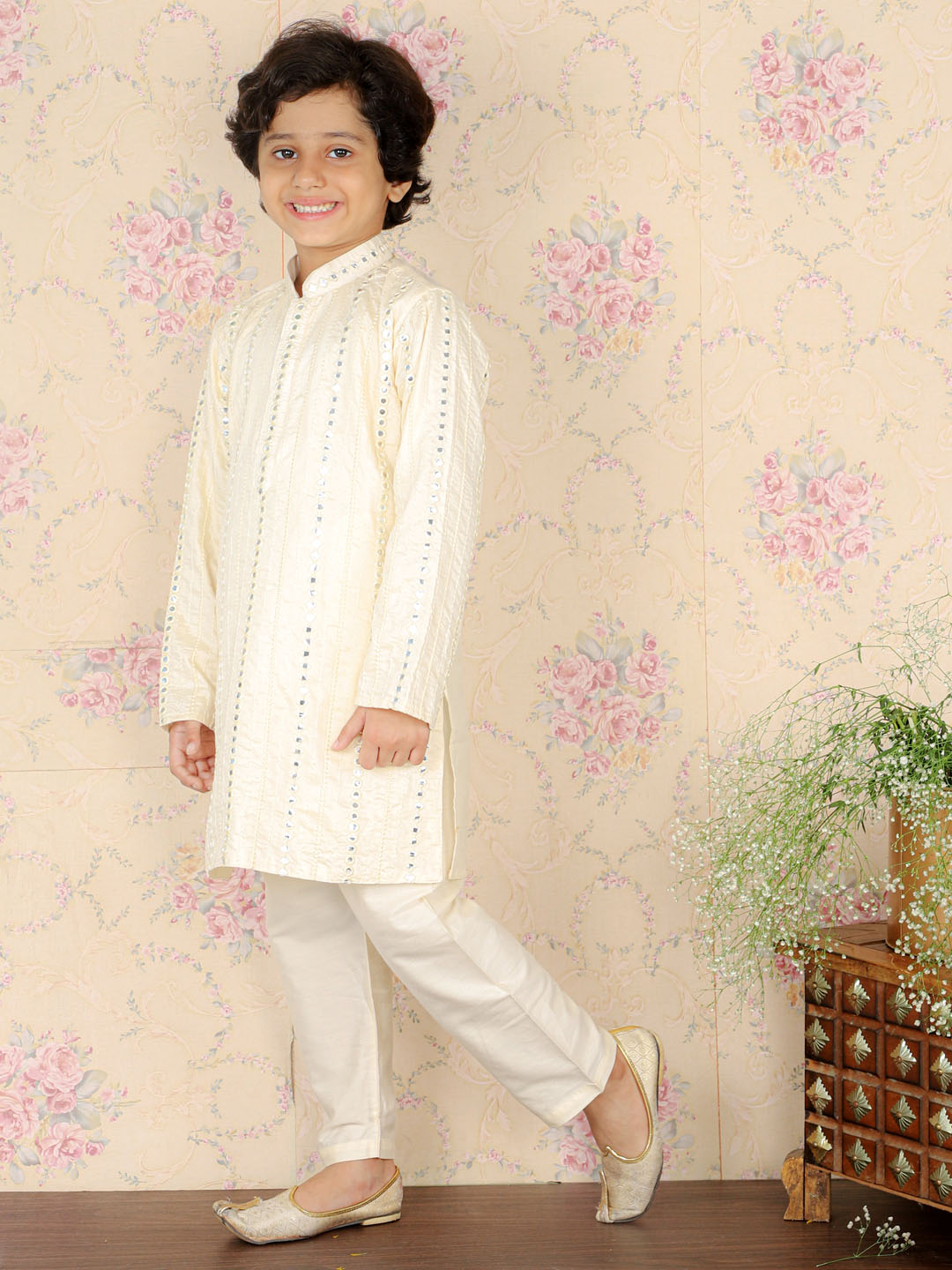 VASTRAMAY Boys Cream Embroidered Vertical Mirror Work Kurta With Pyjama Set - qivii