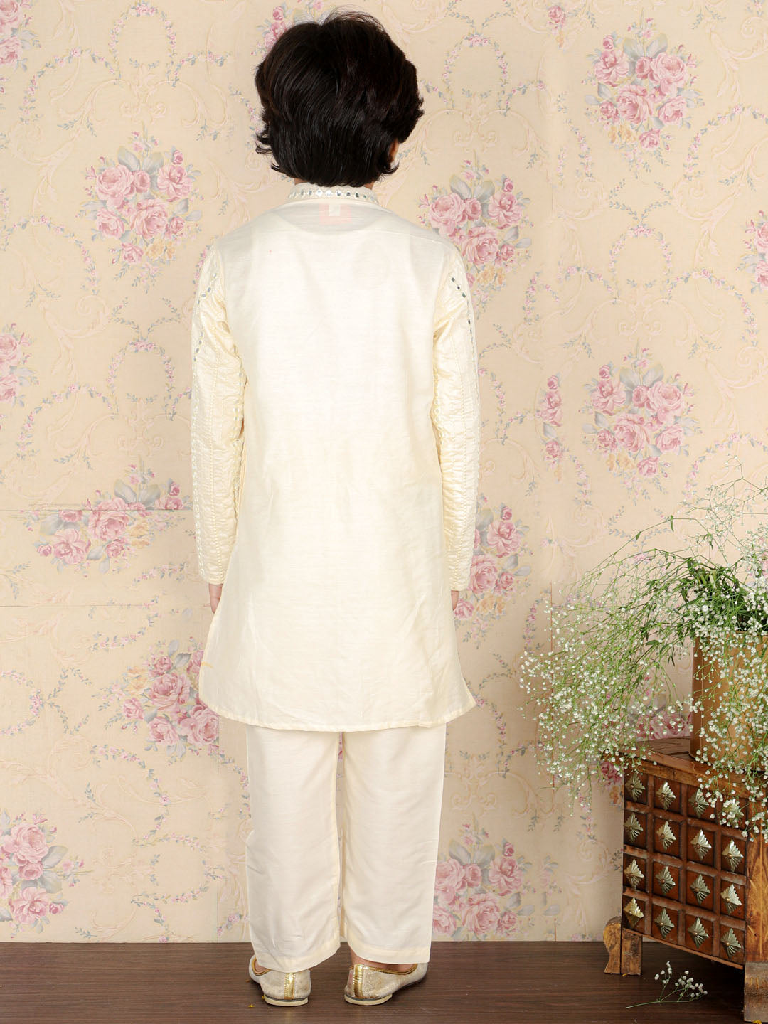 VASTRAMAY Boys Cream Embroidered Vertical Mirror Work Kurta With Pyjama Set - qivii