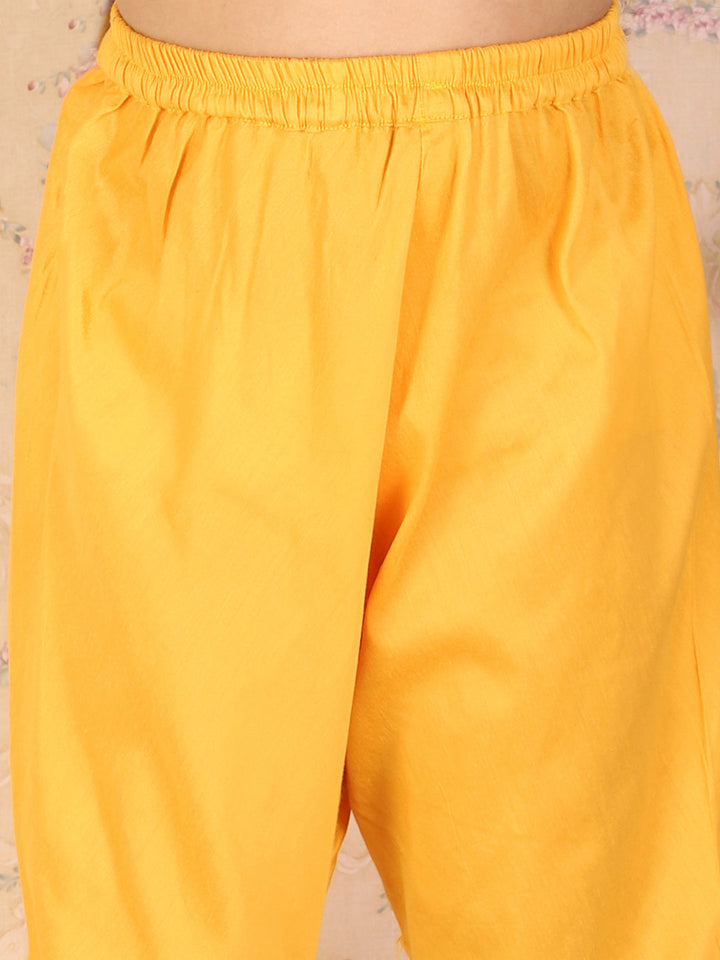 VASTRAMAY Girl's Yellow Mirror Kurta Pyjama Set - qivii