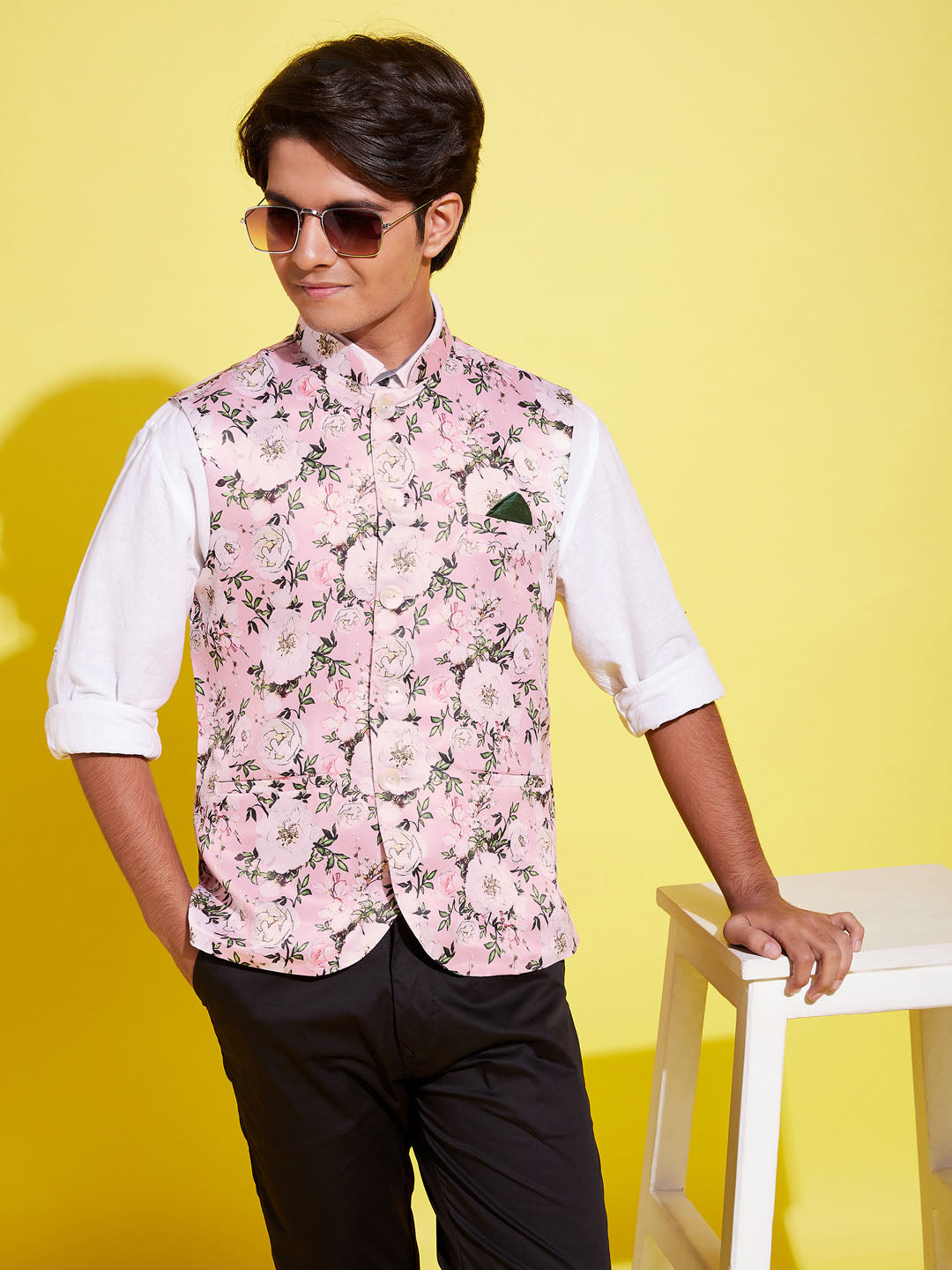 VASTRAMAY Boys Multicolor-Base-Pink Floral Printed Nehru Jacket - qivii