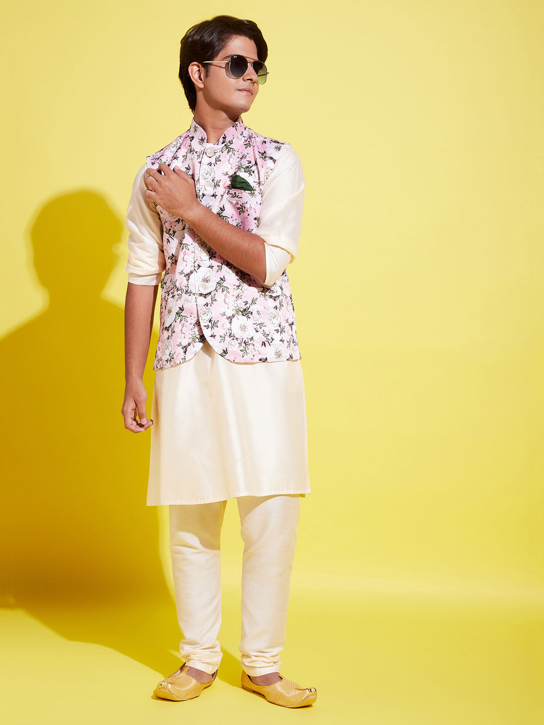 VASTRAMAY Boys Pink Floral Printed Nehru Jacket With Cream Kurta And Pyjama Set - qivii