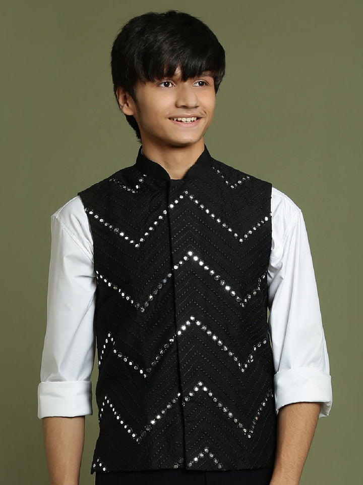 VASTRAMAY Boys' Black Mirror Work Ethnic Jacket - qivii