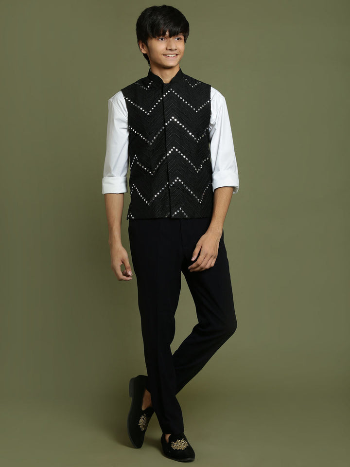 VASTRAMAY Boys' Black Mirror Work Ethnic Jacket - qivii