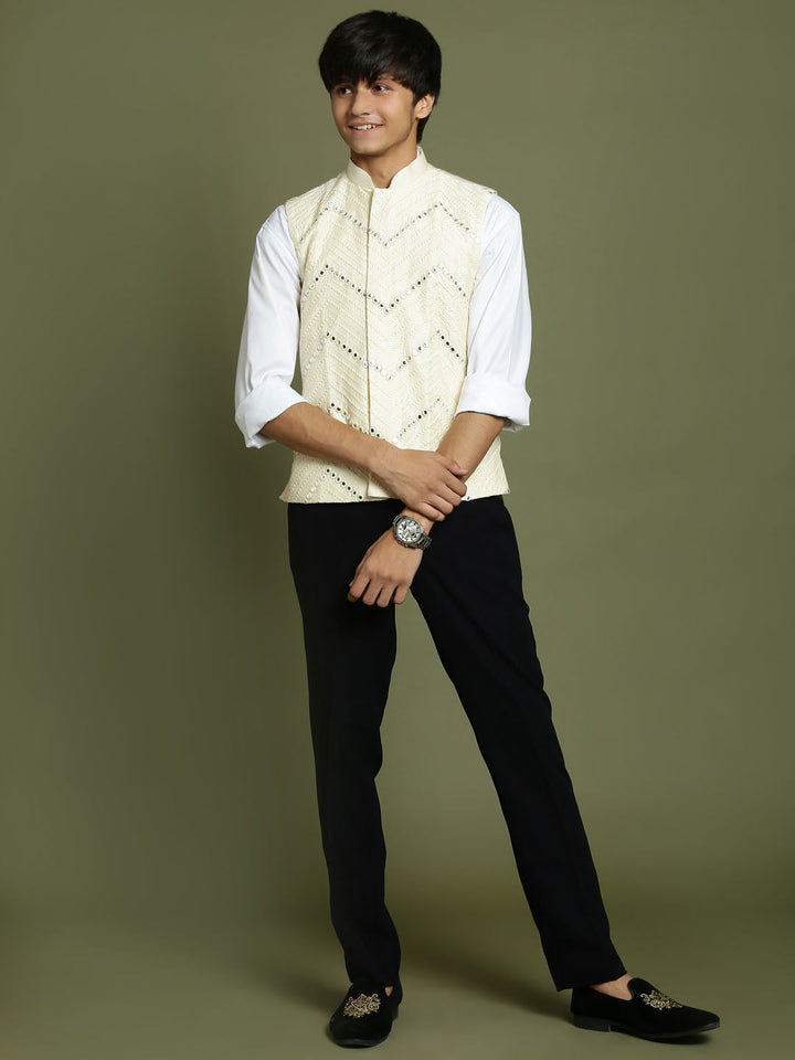 VASTRAMAY Boys' Cream Mirror Work Ethnic Jacket - qivii