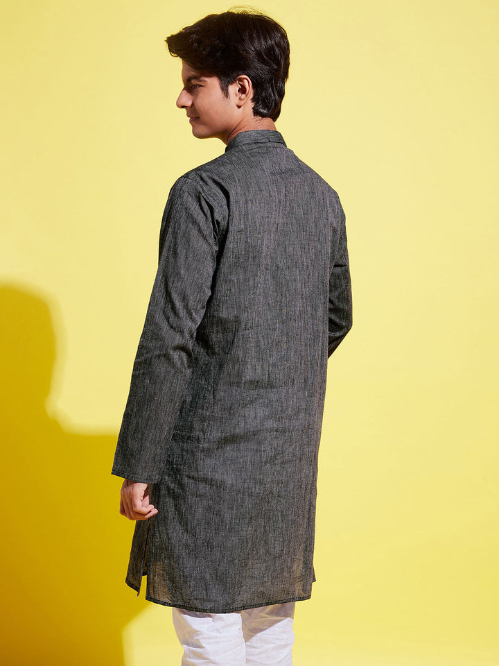 VASTRAMAY Boy's Black Cotton Kurta - qivii