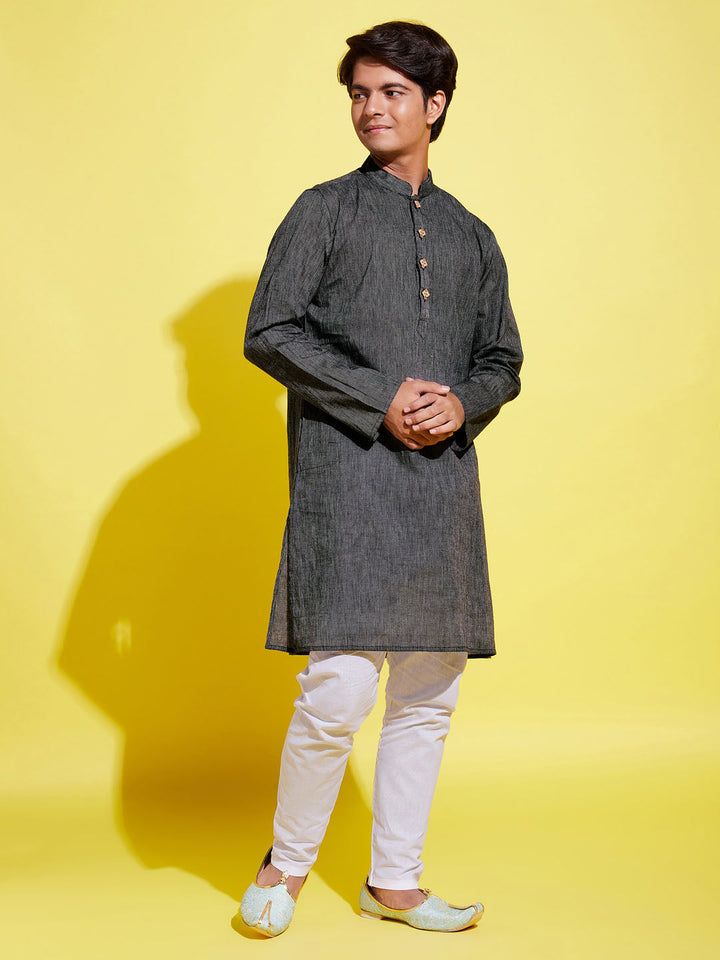 VASTRAMAY Boy's Black Cotton Kurta and Pyjama Set - qivii
