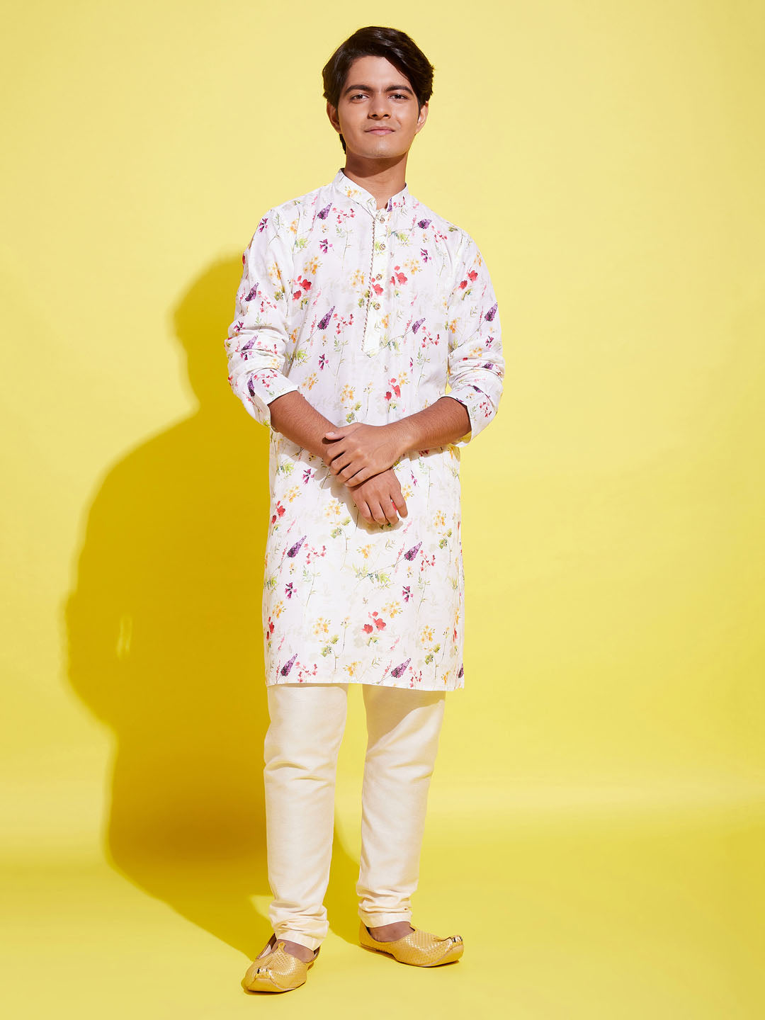 VASTRAMAY Boy's Printed Cream Cotton Blend Kurta and Pyjama Set - qivii