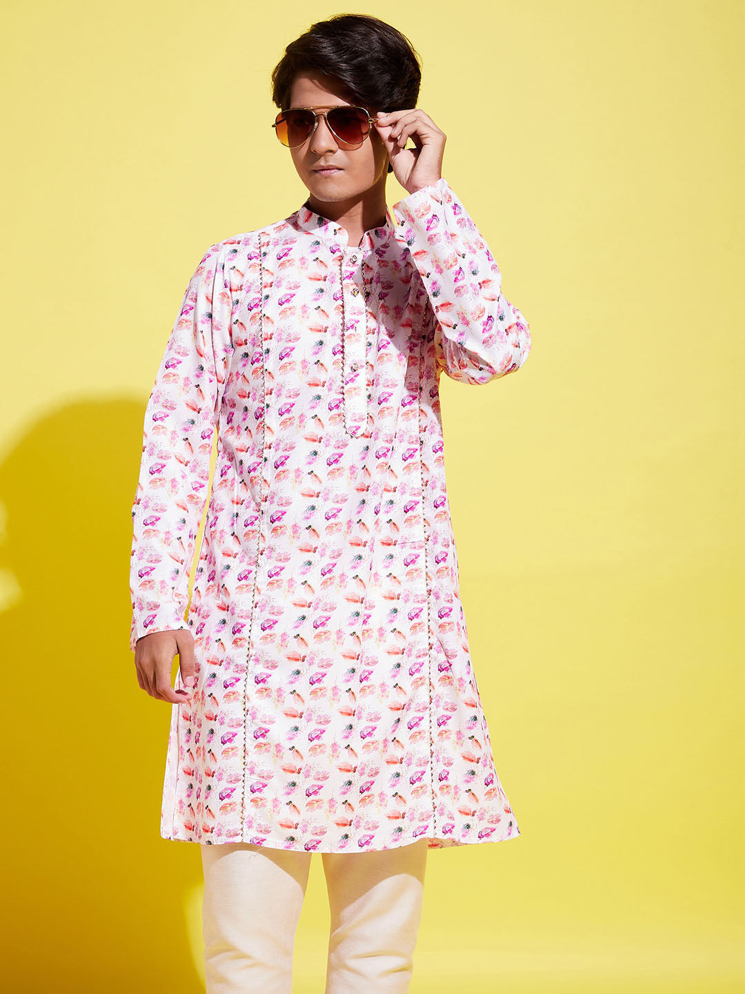 VASTRAMAY Boy's White Base Multi Color Cotton Kurta - qivii