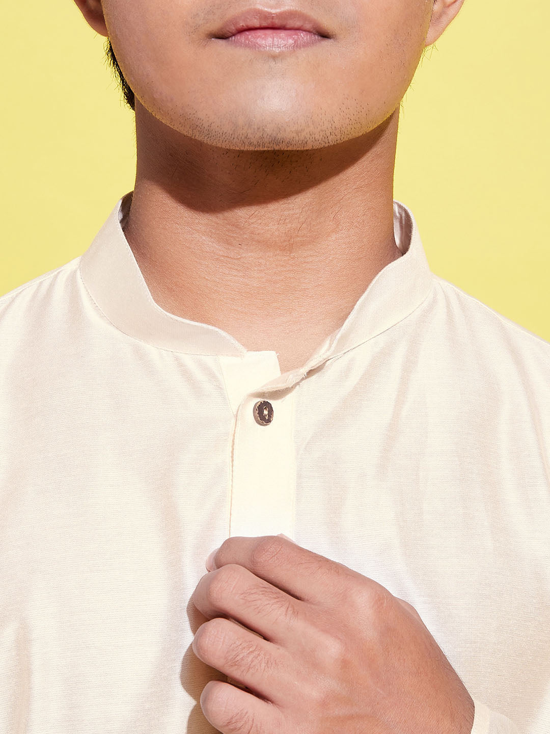 VASTRAMAY Boys Cream Solid Kurta - qivii