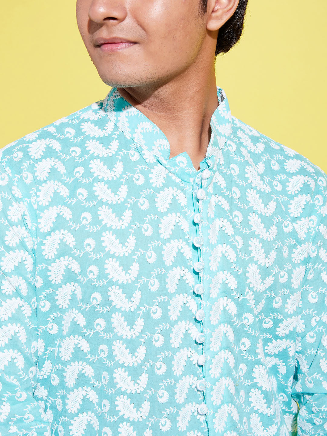 VASTRAMAY Boy's Green Chikankari Kurta With White Pyjama Set - qivii