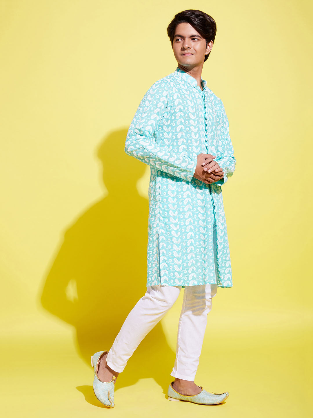 VASTRAMAY Boy's Green Chikankari Kurta With White Pyjama Set - qivii