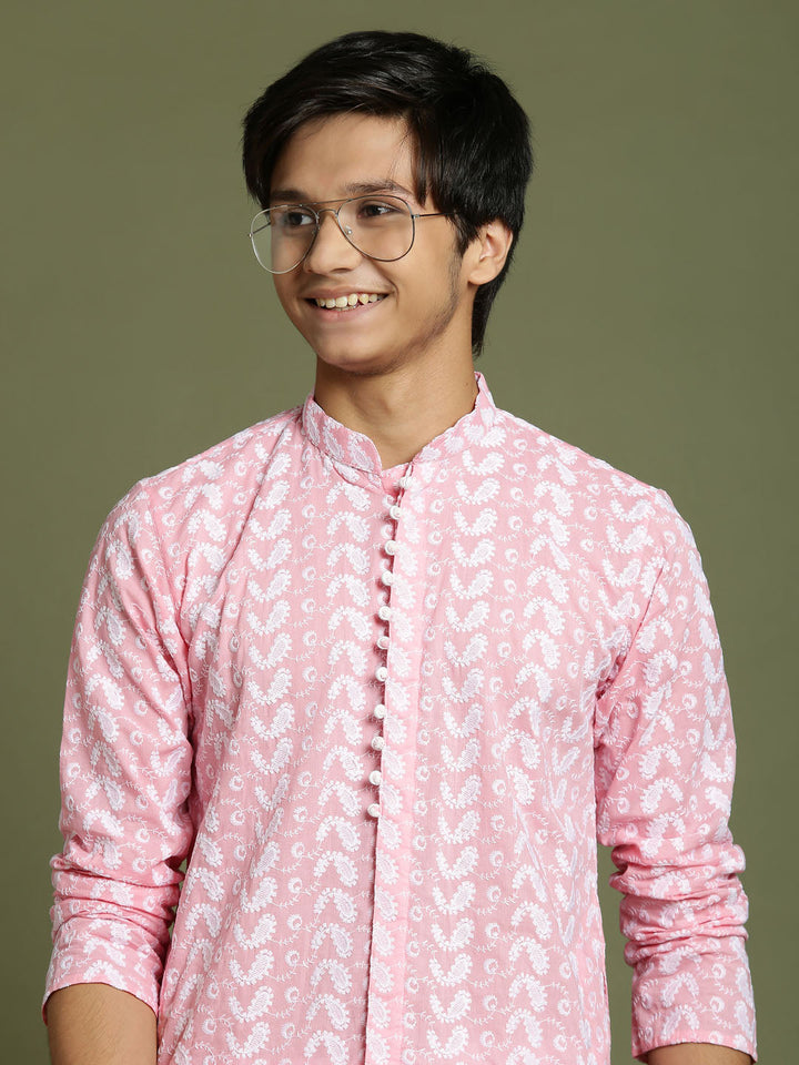 VASTRAMAY Boys' Pink Chaikankari Kurta - qivii