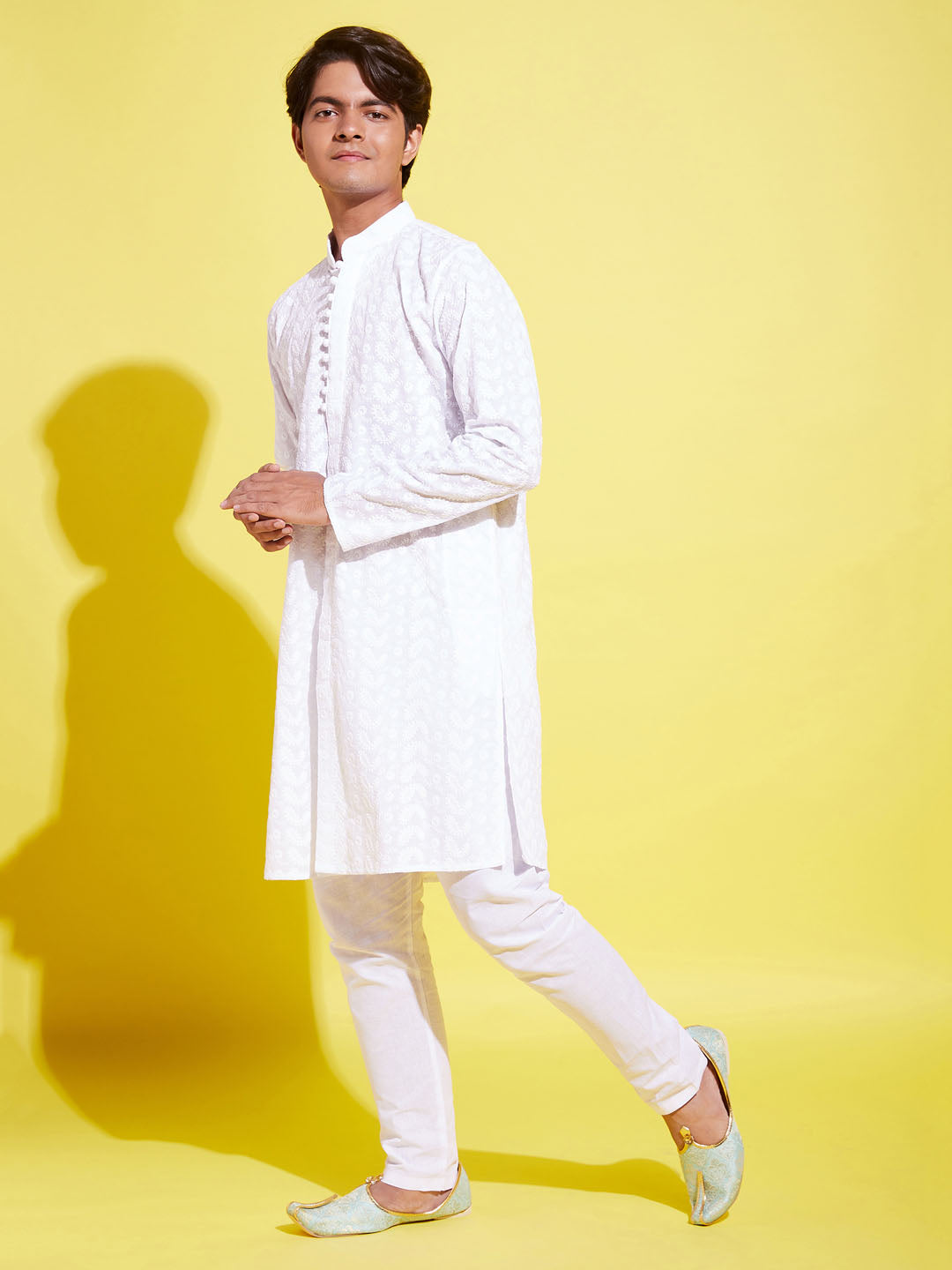 VASTRAMAY Boys White Embroidered Kurta with Pyjama Set - qivii