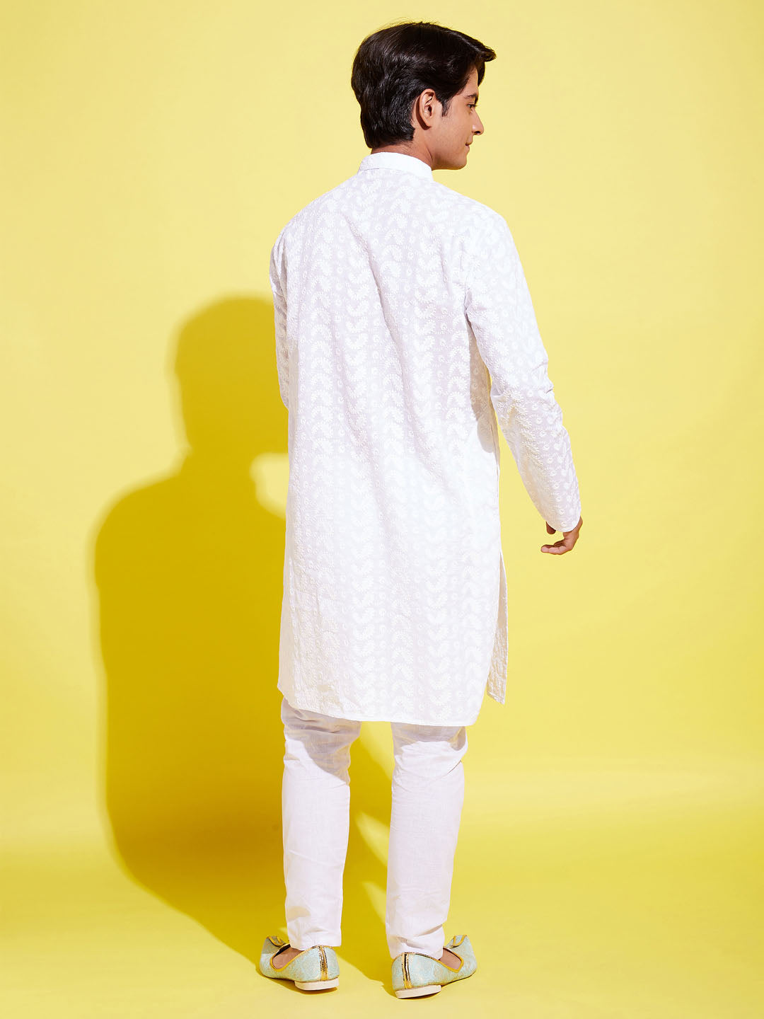 VASTRAMAY Boys White Embroidered Kurta with Pyjama Set - qivii