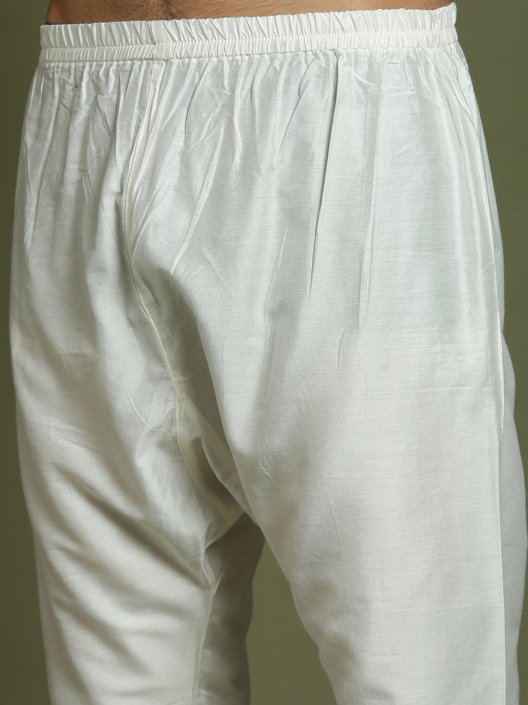 VASTRAMAY Boys White Mirror Work Georgette Kurta And Pyjama Set - qivii