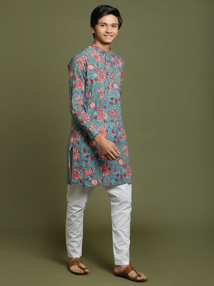 VASTRAMAY Boys Kalamkari Print Kantha stitch Kurta And Pyjama Set - qivii