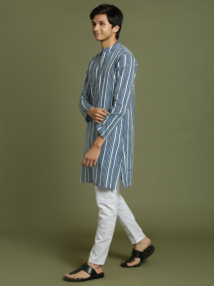 VASTRAMAY Boys' Indigo Blue Striped Kurta And Pyjama Set - qivii