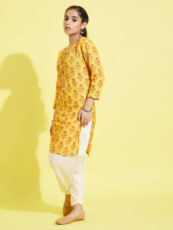 VASTRAMAY Girls' Mustard And Cream Printed Linen Kurta And Patiala Set - qivii