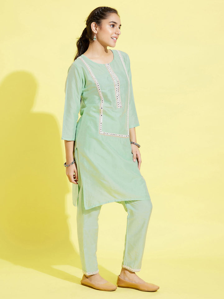 VASTRAMAY Girls' Mint Green Viscose Kurta And Straight Pant Set - qivii