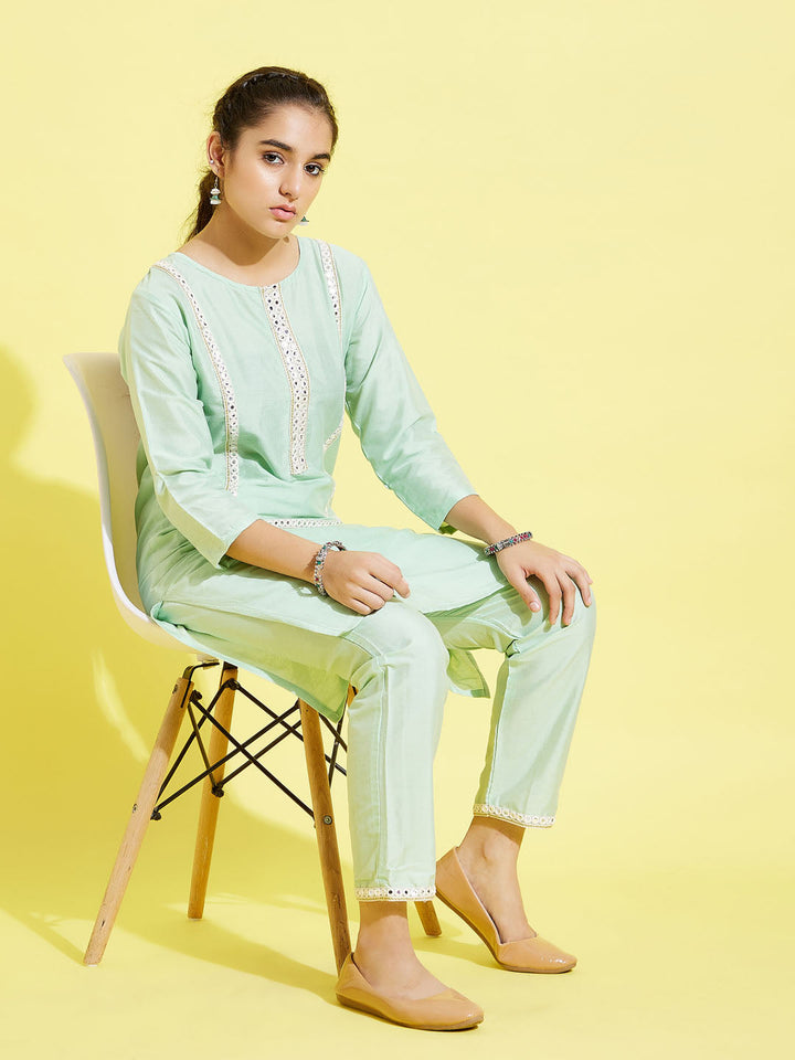 VASTRAMAY Girls' Mint Green Viscose Kurta And Straight Pant Set - qivii