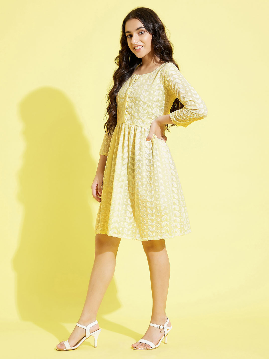 VASTRAMAY Girl's Yellow Pure Cotton Chikankari kurta - qivii