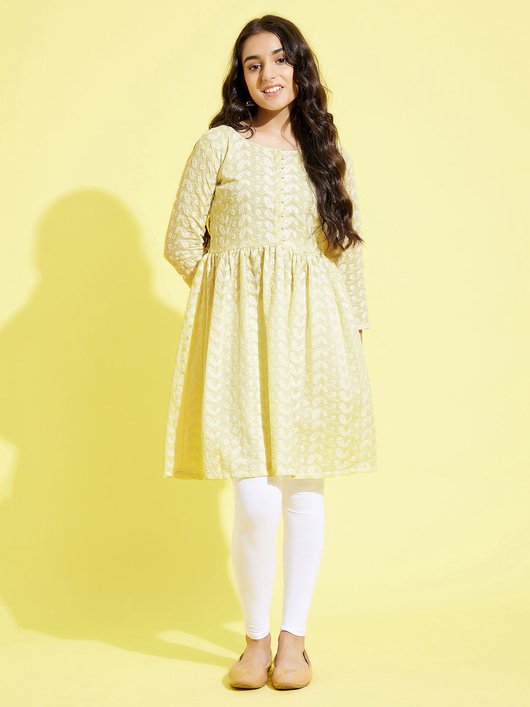 VASTRAMAY Girls' Yellow Pure Cotton Chikankari kurta With Leggings Set - qivii