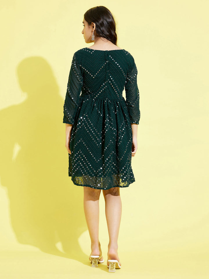 VASTRAMAY Girl's Green  Mirror Kurta - qivii