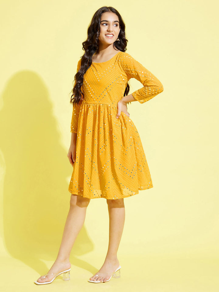 YUVA BY VASTRAMAY Girl's Yellow  Mirror Kurta - qivii
