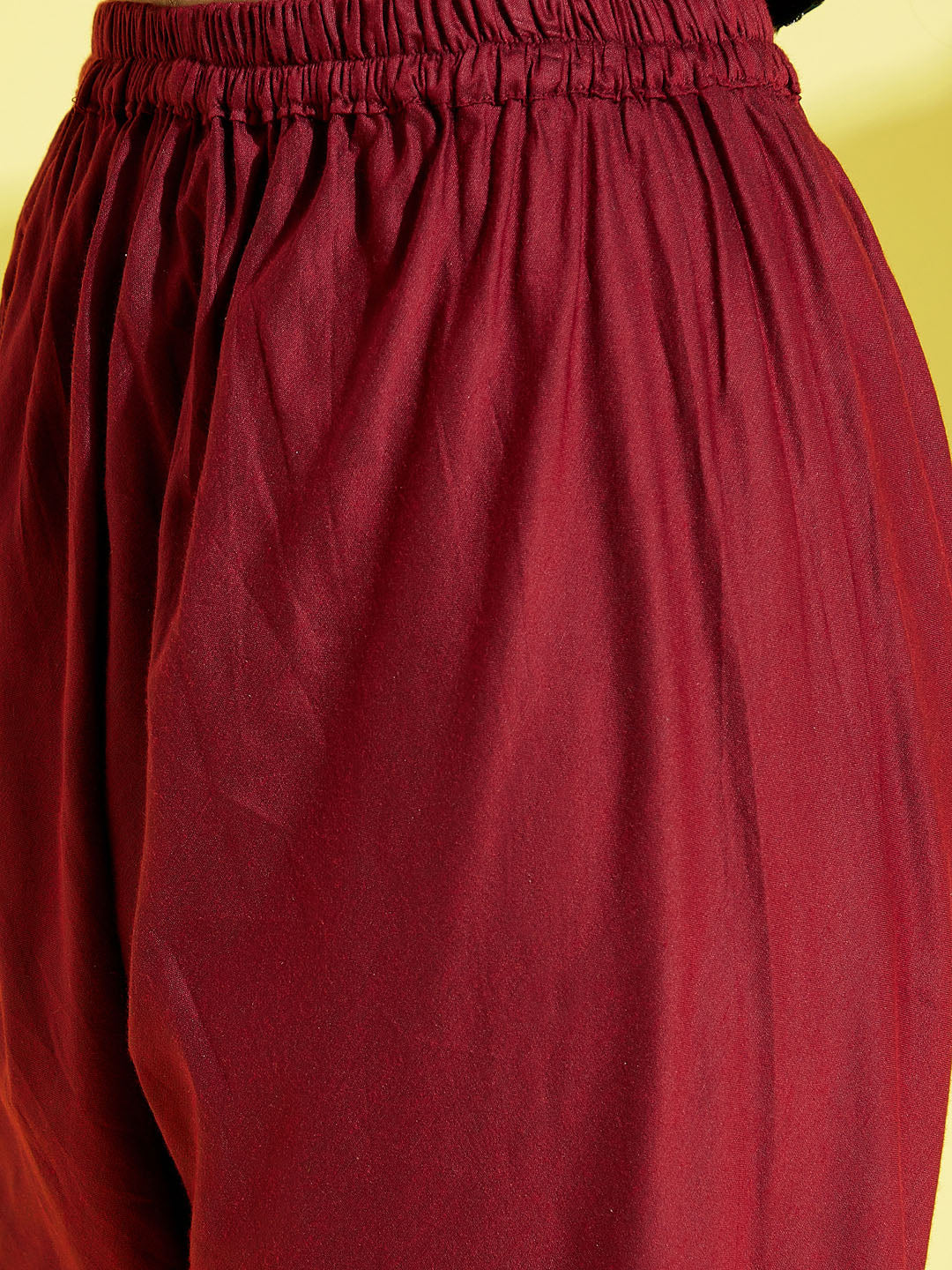 YUVA BY VASTRAMAY Girl's Maroon  Mirror Kurta Pyjama Set - qivii