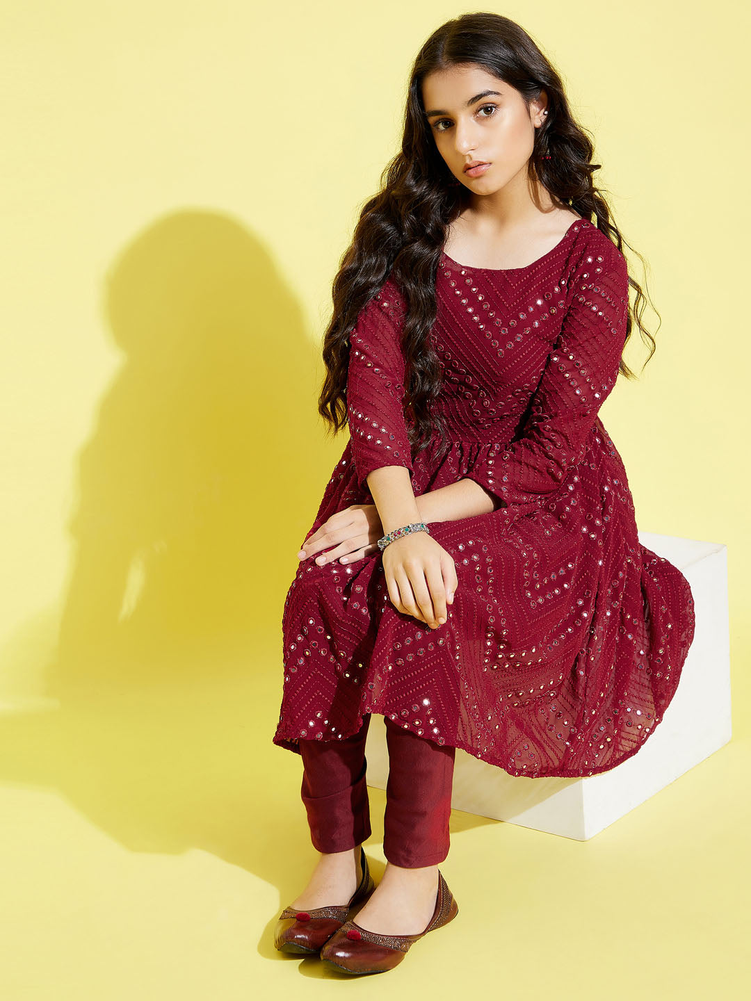 YUVA BY VASTRAMAY Girl's Maroon  Mirror Kurta Pyjama Set - qivii