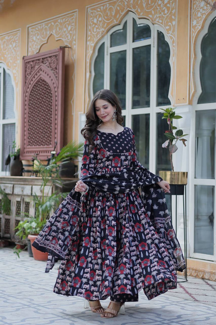 Black Premium Pure Cotton Kurta Set - qivii