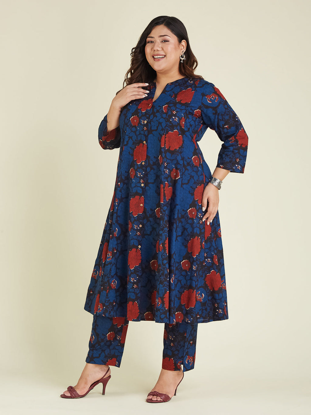 Janasya Women's Plus Size Navy Blue Pure Cotton Floral Printed A-line Kurta Pant Set