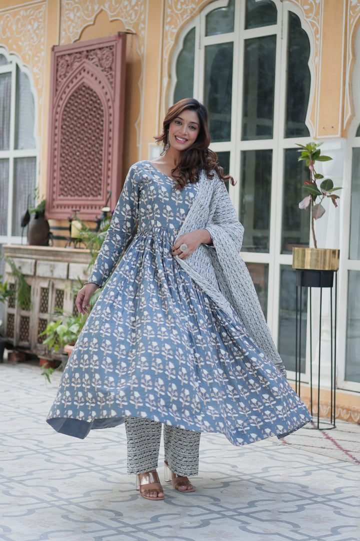 Grey Pure Cotton Fancy V Neck Anarkali Suit - qivii