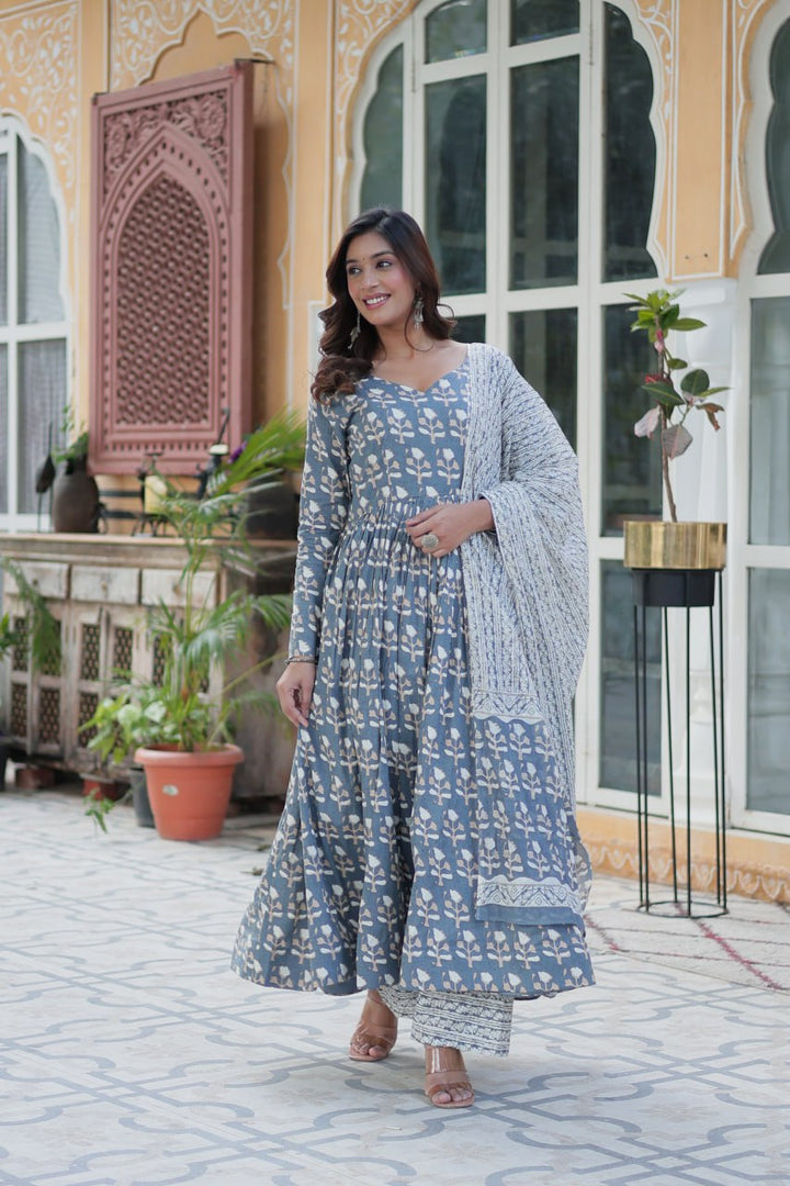Grey Pure Cotton Fancy V Neck Anarkali Suit - qivii