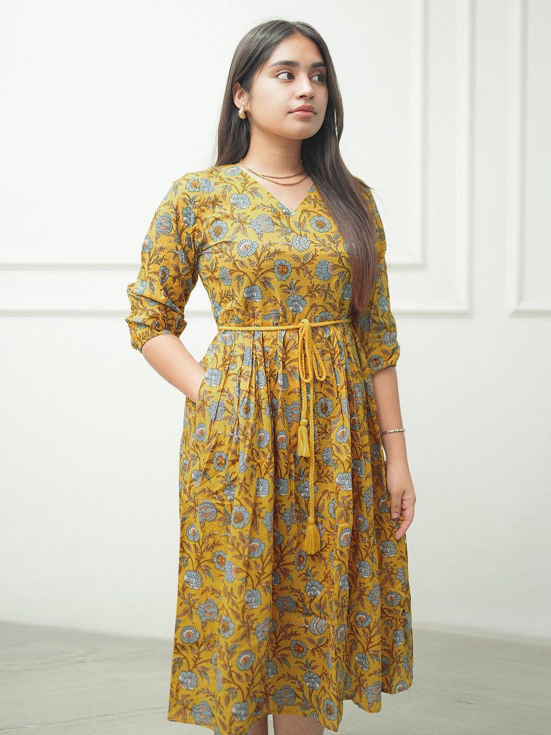 Yellow Pure Cotton Floral Printed A-line Dress - qivii