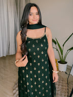 Janasya Women's Dark Green Rayon Embellished Foil Printed Straight Kurta Set