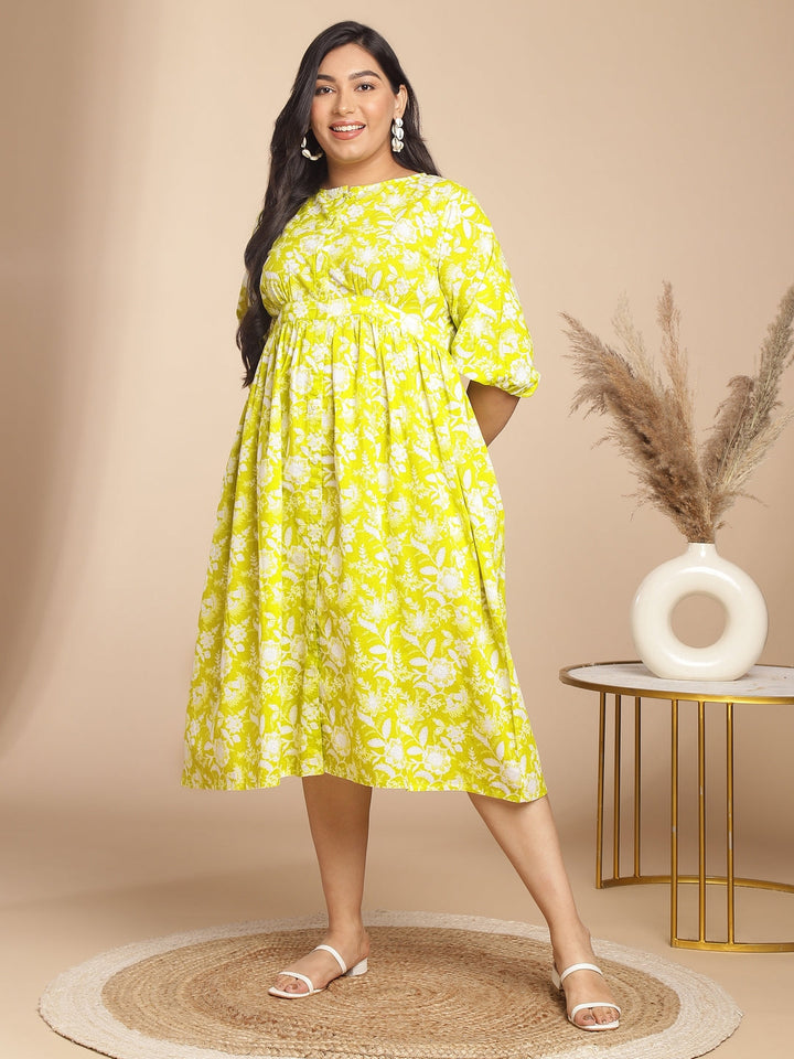 Plus Size Lime Cotton Floral Gathered Dress - qivii