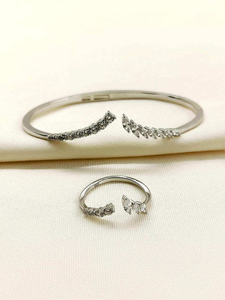 Navdha 92.5 Silver Swarovski Stone Bracelet With Finger Ring - qivii