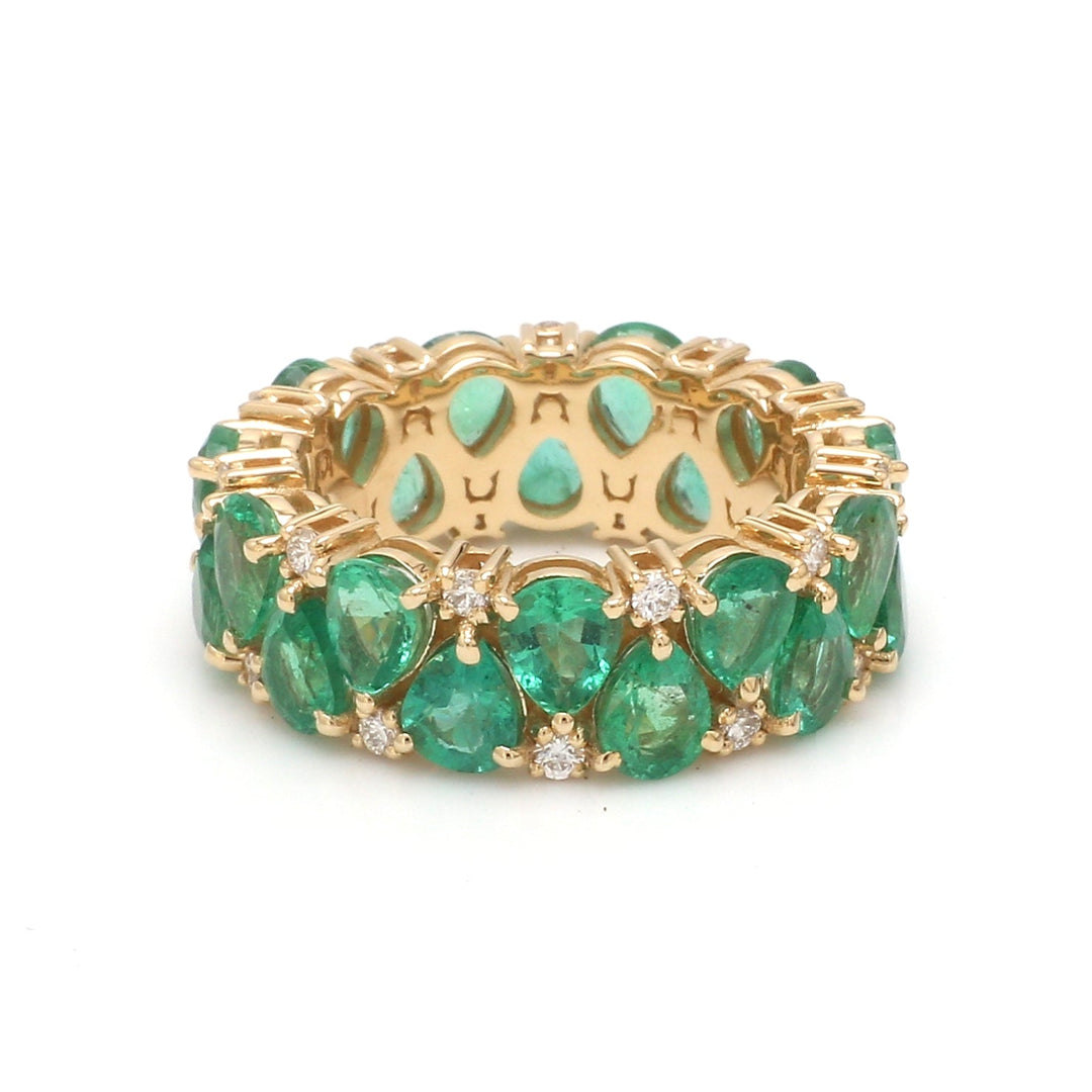 Emerald Pear and Diamond Ring - qivii